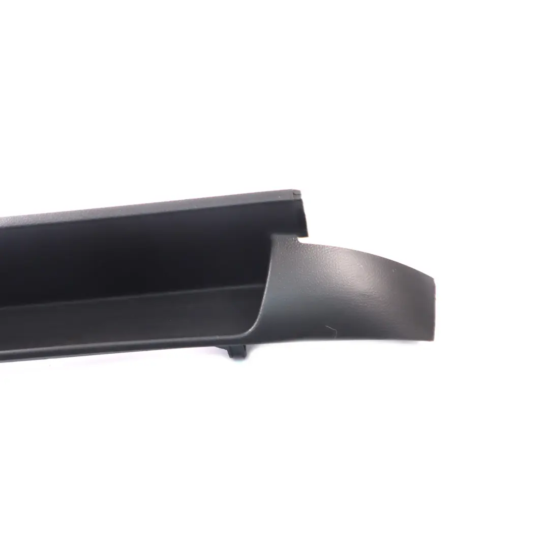 Mercedes W246 Siège Avant Gauche Cache Rail Garniture Panneau Noir - SKU A2469190000 - Numéro de pièce A2469190000