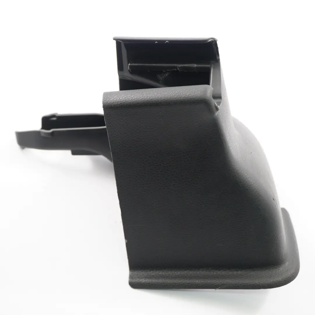 Asiento Rail Cubierta Delantera Derecha Recorte Exterior Trasero para Mercedes W246 con número de pieza A2469190600 Mercedes W246 Asiento Rail Cubierta Delantera Derecha Recorte Exterior Trasero - SKU A2469190600 - Número de pieza A2469190600