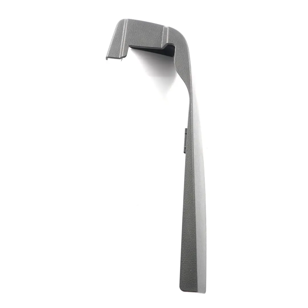 Asiento trasero de la banqueta Rail Cover Derecho Trim para Mercedes W246 con número de pieza A2469191400 Mercedes W246 Asiento trasero de la banqueta Rail Cover Derecho Trim - SKU A2469191400 - Número de pieza A2469191400