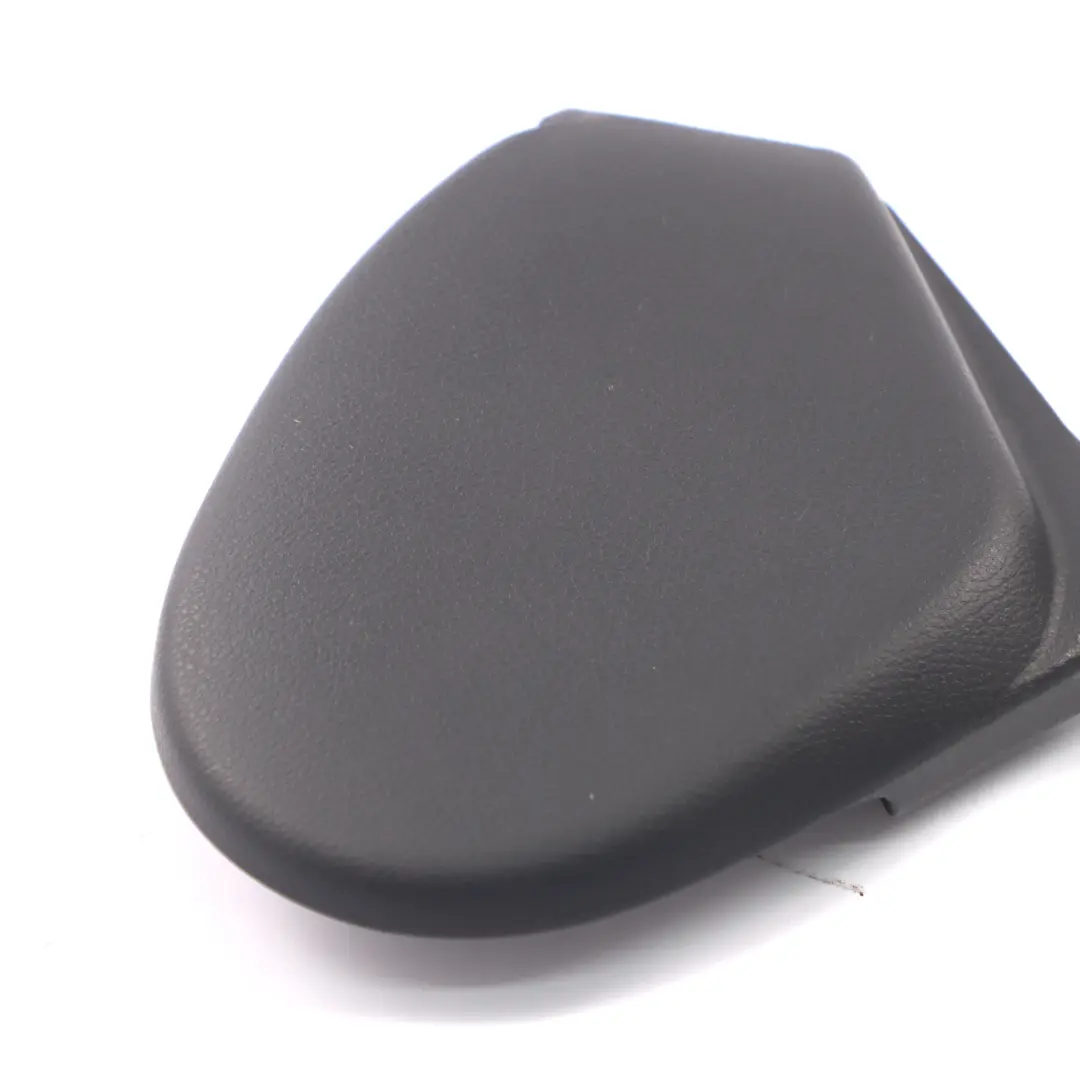 Panneau de recouvrement de siège avant droit noir pour Mercedes W246 à propos du numéro de pièce A2469195000 Mercedes W246 Panneau de recouvrement de siège avant droit noir - SKU A2469195000 - Numéro de pièce A2469195000