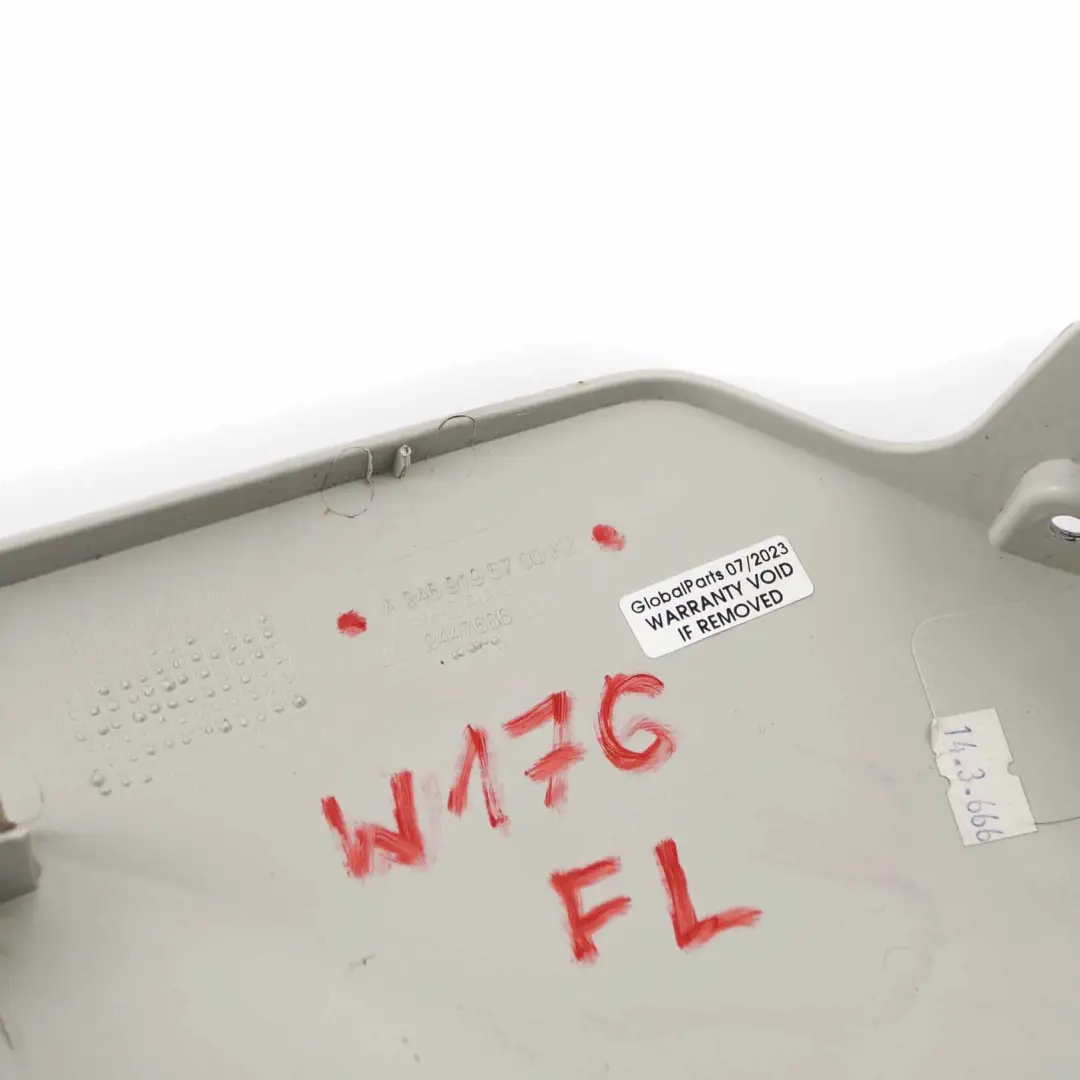Coprisedile Mercedes W176 W246 Pannello anteriore esterno sinistro per con numero di parte A2469195700 Coprisedile Mercedes W176 W246 Pannello anteriore esterno sinistro - SKU A2469195700 - Numero di parte A2469195700