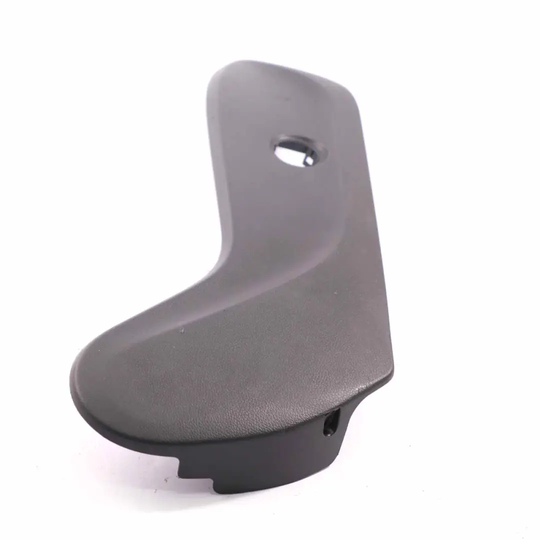 Panneau siège Mercedes W176 W246 Garniture Avant Droite Couvercle pour à propos du numéro de pièce A2469195800 Panneau siège Mercedes W176 W246 Garniture Avant Droite Couvercle - SKU A2469195800 - Numéro de pièce A2469195800