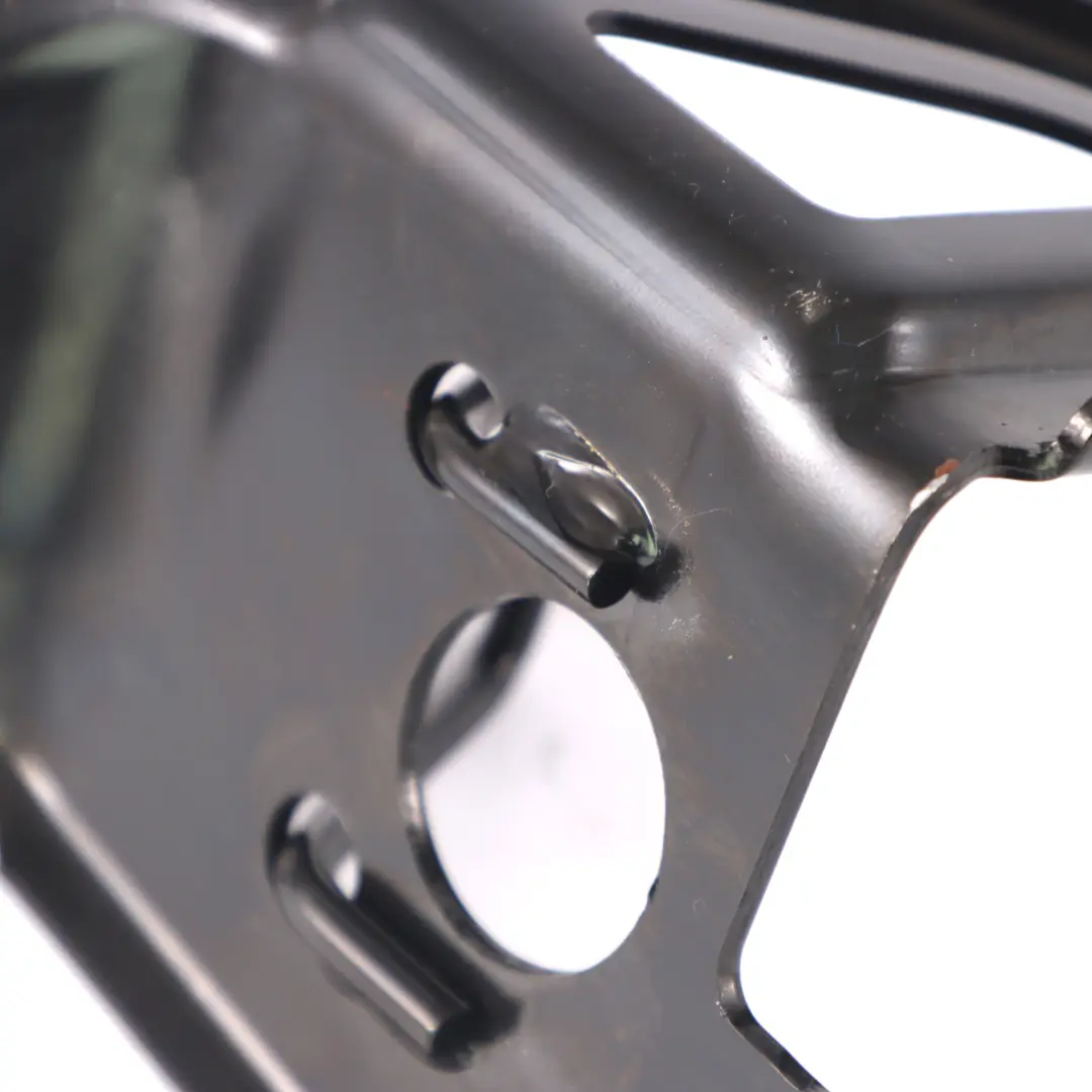 Meccanismo sedile posteriore sinistro Cuscinetto perno per Mercedes W246 con numero di parte A2469200124 Mercedes W246 Meccanismo sedile posteriore sinistro Cuscinetto perno - SKU A2469200124 - Numero di parte A2469200124