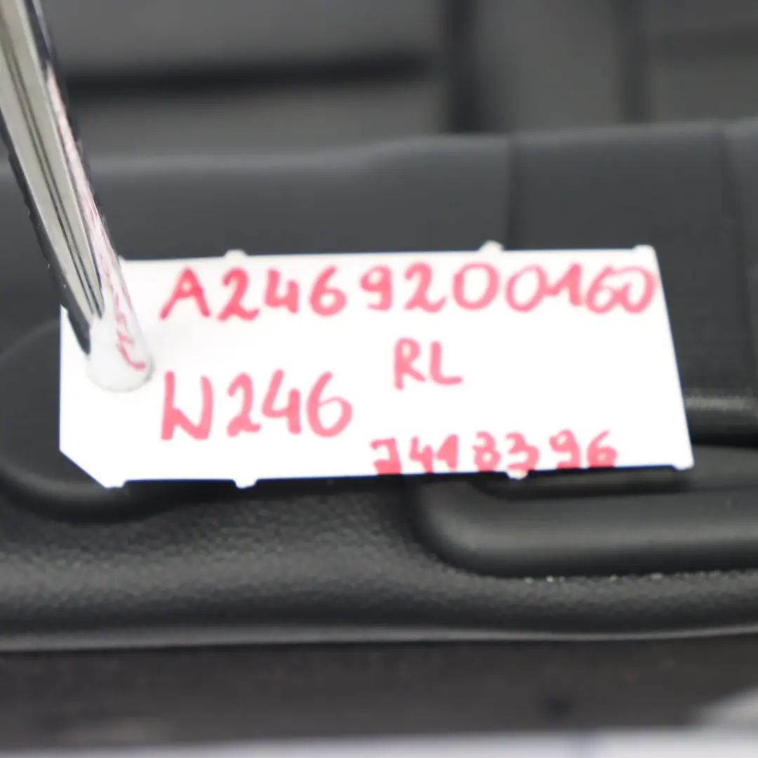 Fotel Siedzisko Lewe Tylne Oparcie Kanapa Sztuczna Skóra do Mercedes W246 o numerze A2469200160 Mercedes W246 Fotel Siedzisko Lewe Tylne Oparcie Kanapa Sztuczna Skóra - SKU A2469200160 - Numer Części A2469200160
