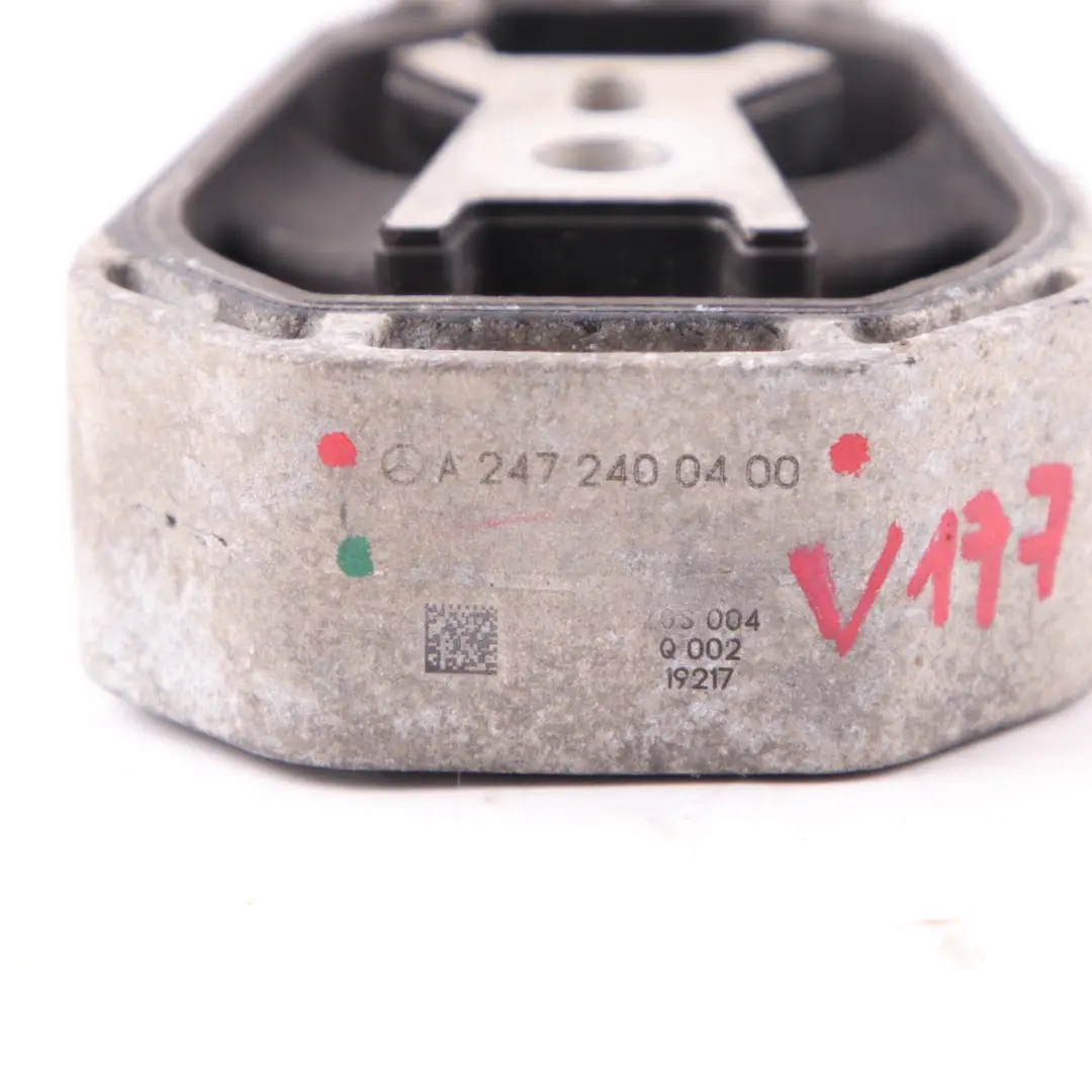 Halterung für Mercedes W177 W247 Motor mit Teilenummer A2472400400 Mercedes W177 W247 Motor Halterung - SKU A2472400400 - Teilenummer A2472400400