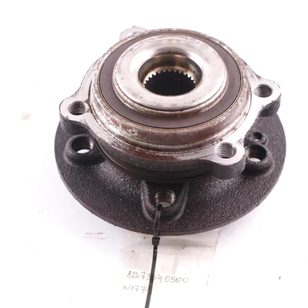 Mozzo Flangia Trasmissione Cuscinetto Mozzo Ruota Anteriore per Mercedes W177 W247 con numero di parte A2473340500 Mercedes W177 W247 Mozzo Flangia Trasmissione Cuscinetto Mozzo Ruota Anteriore - SKU A2473340500 - Numero di parte A2473340500