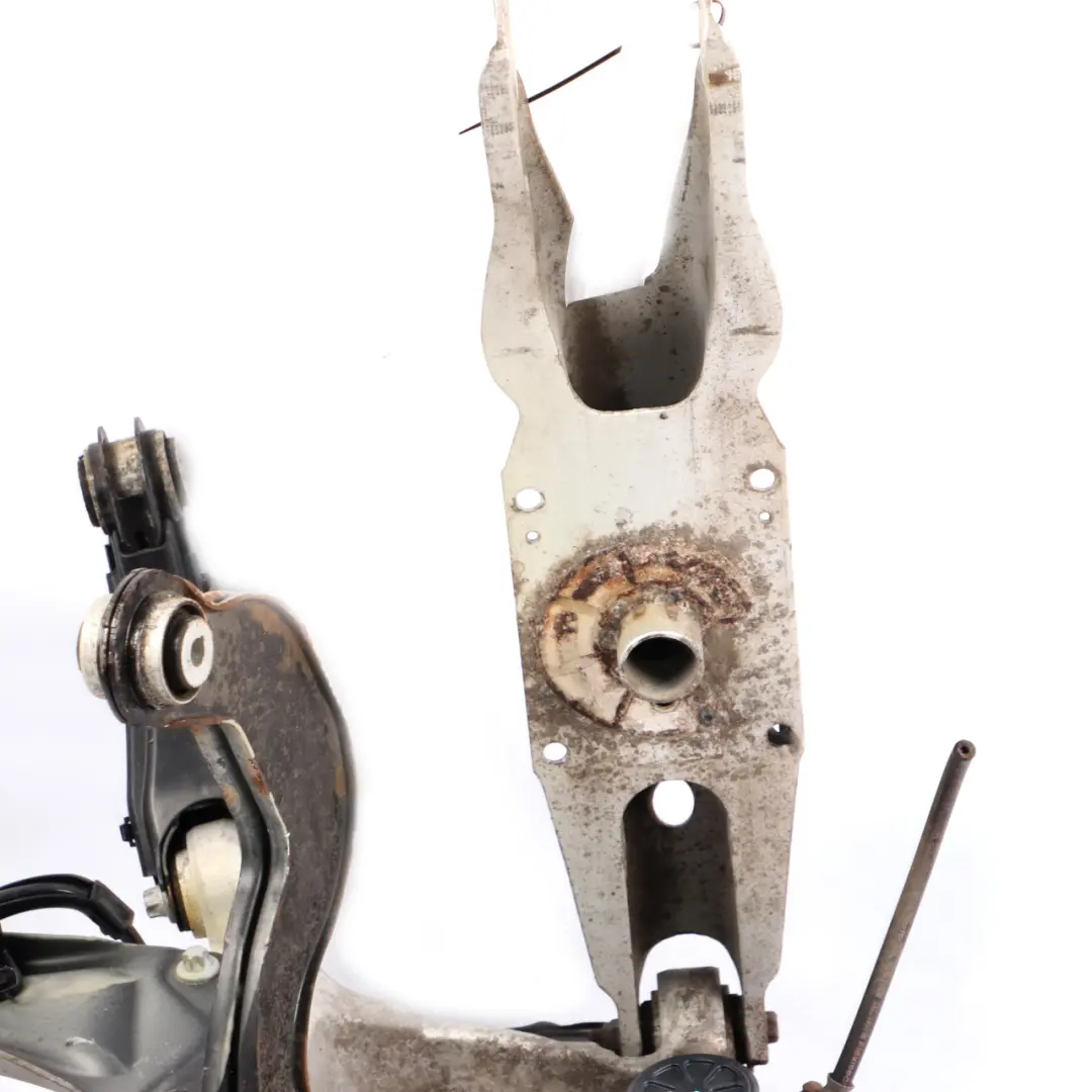 Mercedes W177 A180D Sospensione Posteriore Gamba Freno Mozzo Ruota Sinistra - SKU A2473509100-1 - Numero di parte A2473509100