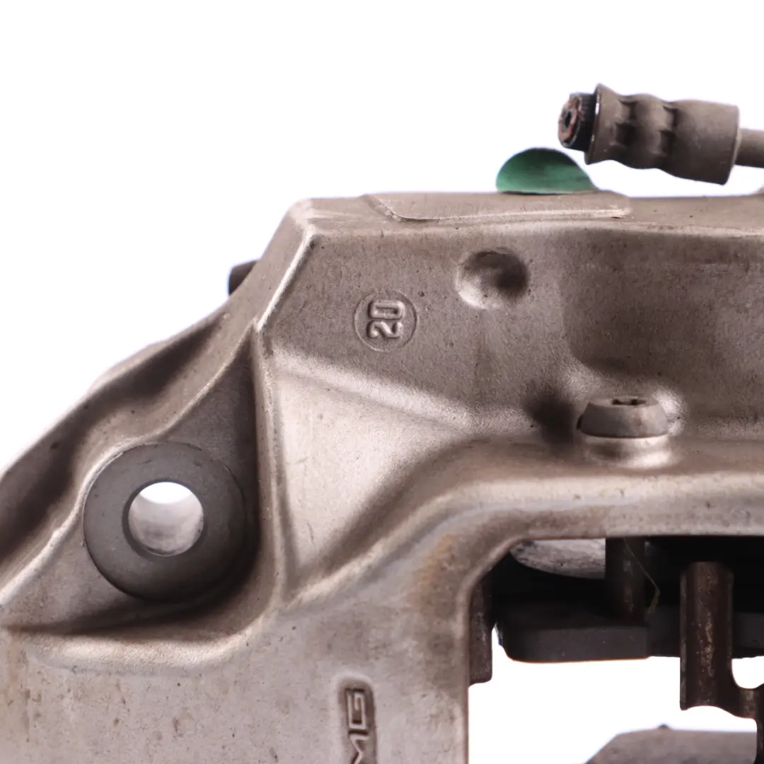 Etrier frein Mercedes W177 X247 A35 AMG Unité d'étrier freinavant droite pour à propos du numéro de pièce A2474217000 Etrier frein Mercedes W177 X247 A35 AMG Unité d'étrier freinavant droite - SKU A2474217000 - Numéro de pièce A2474217000