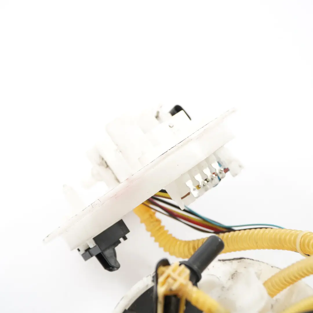 Bomba combustible Mercedes W177 W247 Sensor unidad suministro para con número de pieza A2474703300 Bomba combustible Mercedes W177 W247 Sensor unidad suministro - SKU A2474703300 - Número de pieza A2474703300