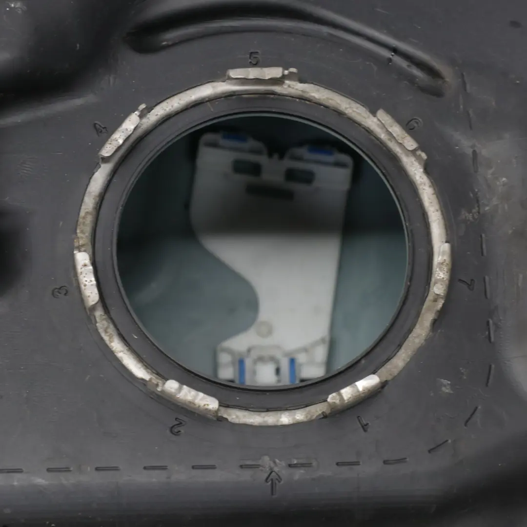 Mercedes W177 W247 Réservoir d'essence M260 M282 Réservoir nu 43L - SKU A2474706802-1 - Numéro de pièce A2474706802