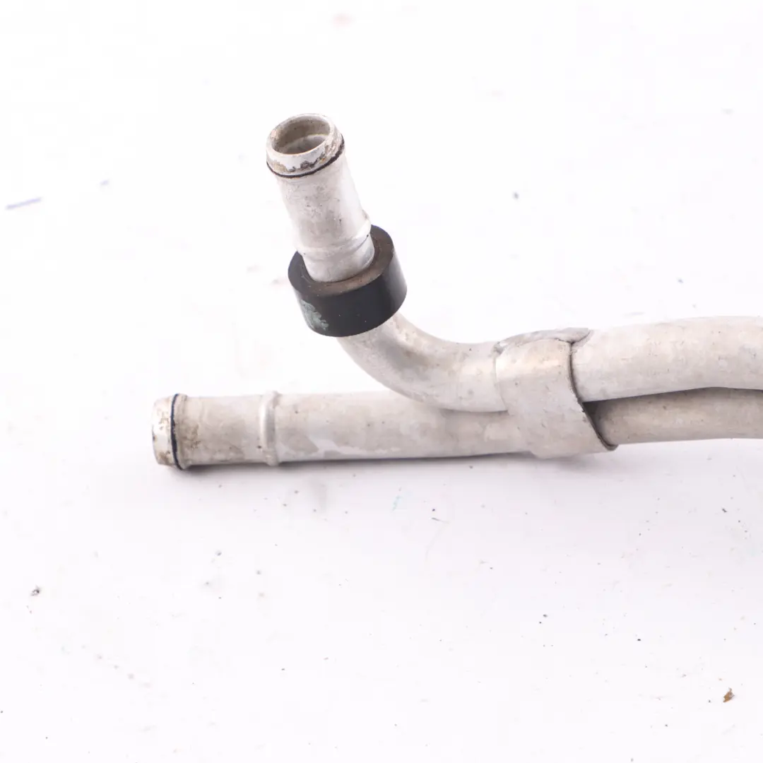 Tuyau chauffage Mercedes W177 W247 Tuyau d'eau refroidissement pour à propos du numéro de pièce A2475063000 Tuyau chauffage Mercedes W177 W247 Tuyau d'eau refroidissement - SKU A2475063000 - Numéro de pièce A2475063000