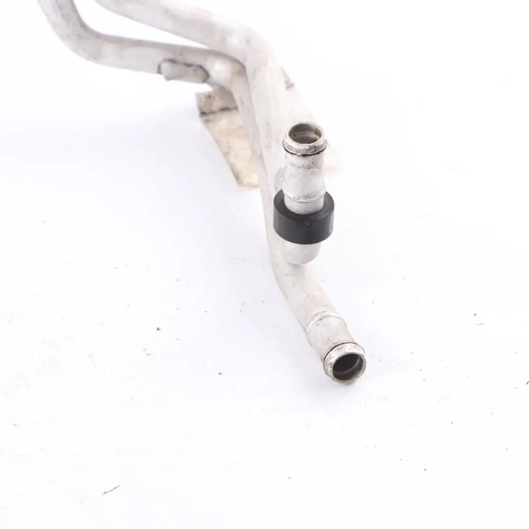 Tuyau chauffage Mercedes W177 W247 Tuyau d'eau refroidissement pour à propos du numéro de pièce A2475063000 Tuyau chauffage Mercedes W177 W247 Tuyau d'eau refroidissement - SKU A2475063000 - Numéro de pièce A2475063000