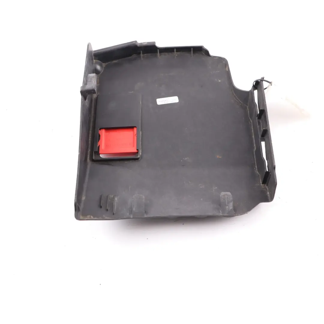 Couvercle Batterie Supérieur Boîtier pour Mercedes C118 W177 W247 à propos du numéro de pièce A2475400025 Mercedes C118 W177 W247 Couvercle Batterie Supérieur Boîtier - SKU A2475400025 - Numéro de pièce A2475400025