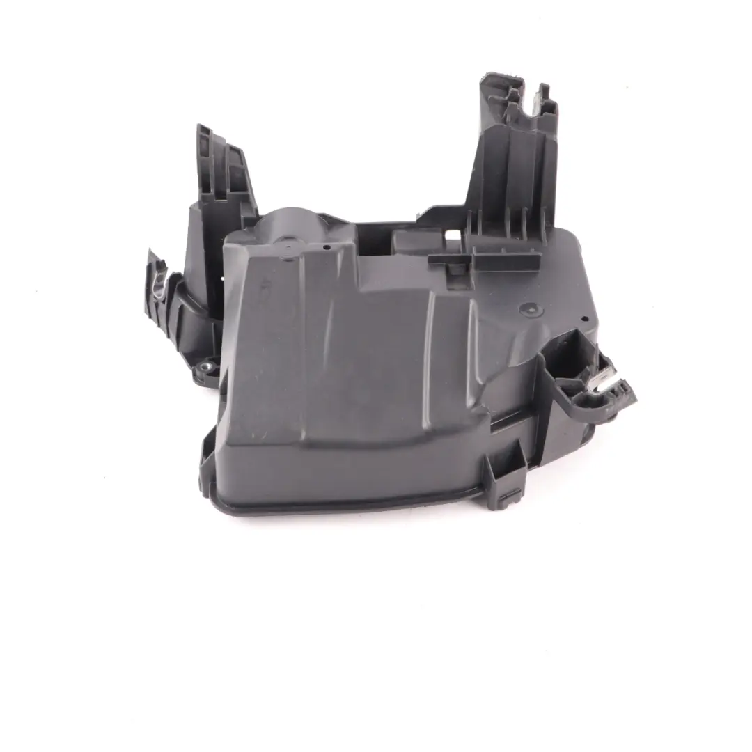 Coperchio scatola fusibili alloggiamento vano motore supporto per Mercedes W177 W247 con numero di parte A2475407600 Mercedes W177 W247 Coperchio scatola fusibili alloggiamento vano motore supporto - SKU A2475407600 - Numero di parte A2475407600
