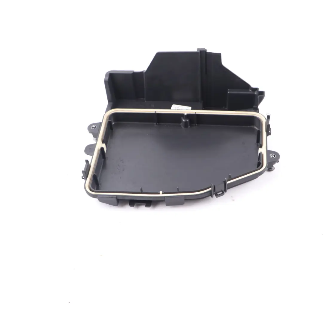 Sicherungskasten Abdeckung Trim Deckel für Mercedes W177 mit Teilenummer A2475409500 Mercedes W177 Sicherungskasten Abdeckung Trim Deckel - SKU A2475409500 - Teilenummer A2475409500