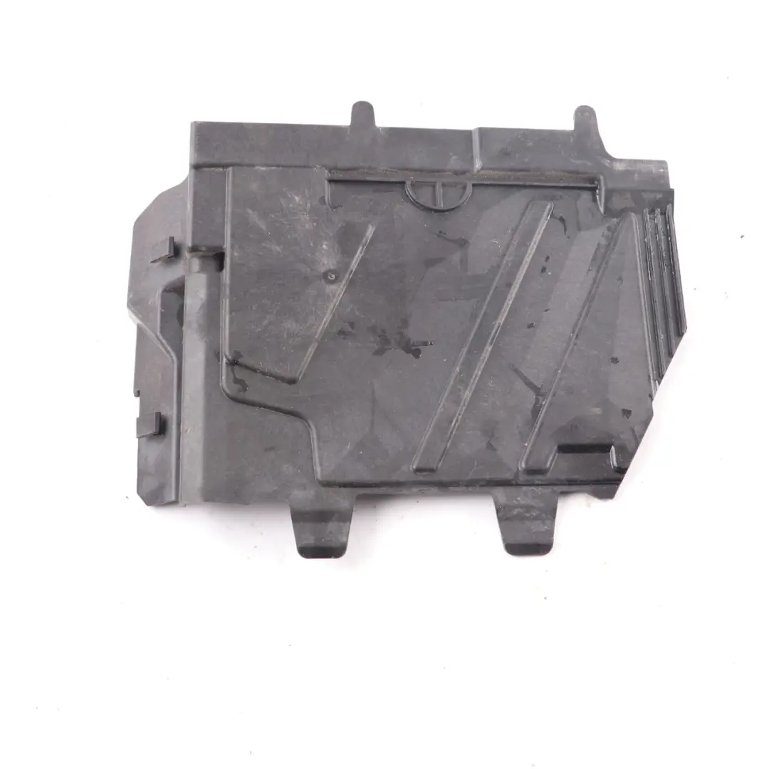 Fuse Relay Box Housing Upper Cover Lid to Mercedes C118 W177 with Part number A2475459300 Mercedes C118 W177 Fuse Relay Box Housing Upper Cover Lid - SKU A2475459300 - Part number A2475459300