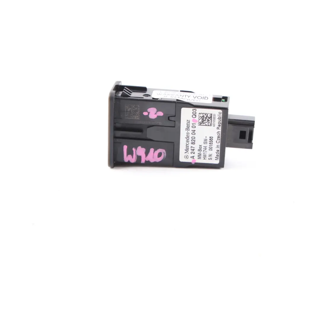 Presa di corrente USB per Mercedes Sprinter W910 con numero di parte A2478200401 Mercedes Sprinter W910 Presa di corrente USB - SKU A2478200401 - Numero di parte A2478200401