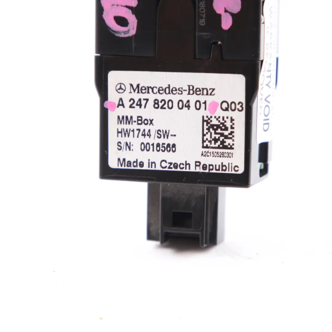 Prise USB Aux Port pour Mercedes Sprinter W910 à propos du numéro de pièce A2478200401 Mercedes Sprinter W910 Prise USB Aux Port - SKU A2478200401 - Numéro de pièce A2478200401