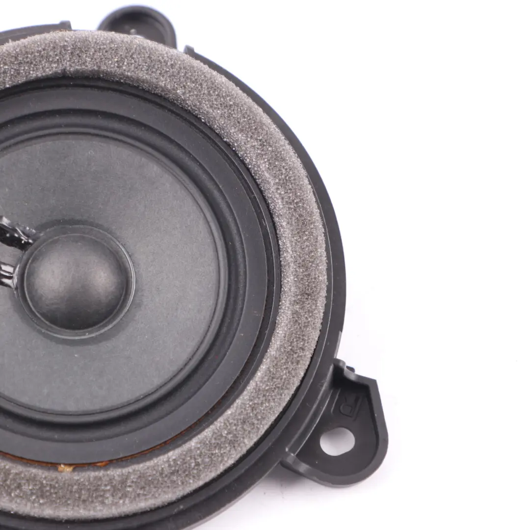 Haut parleur montant D arrière gauche droite Prime pour Mercedes W177 à propos du numéro de pièce A2478201400 Mercedes W177 Haut parleur montant D arrière gauche droite Prime - SKU A2478201400 - Numéro de pièce A2478201400