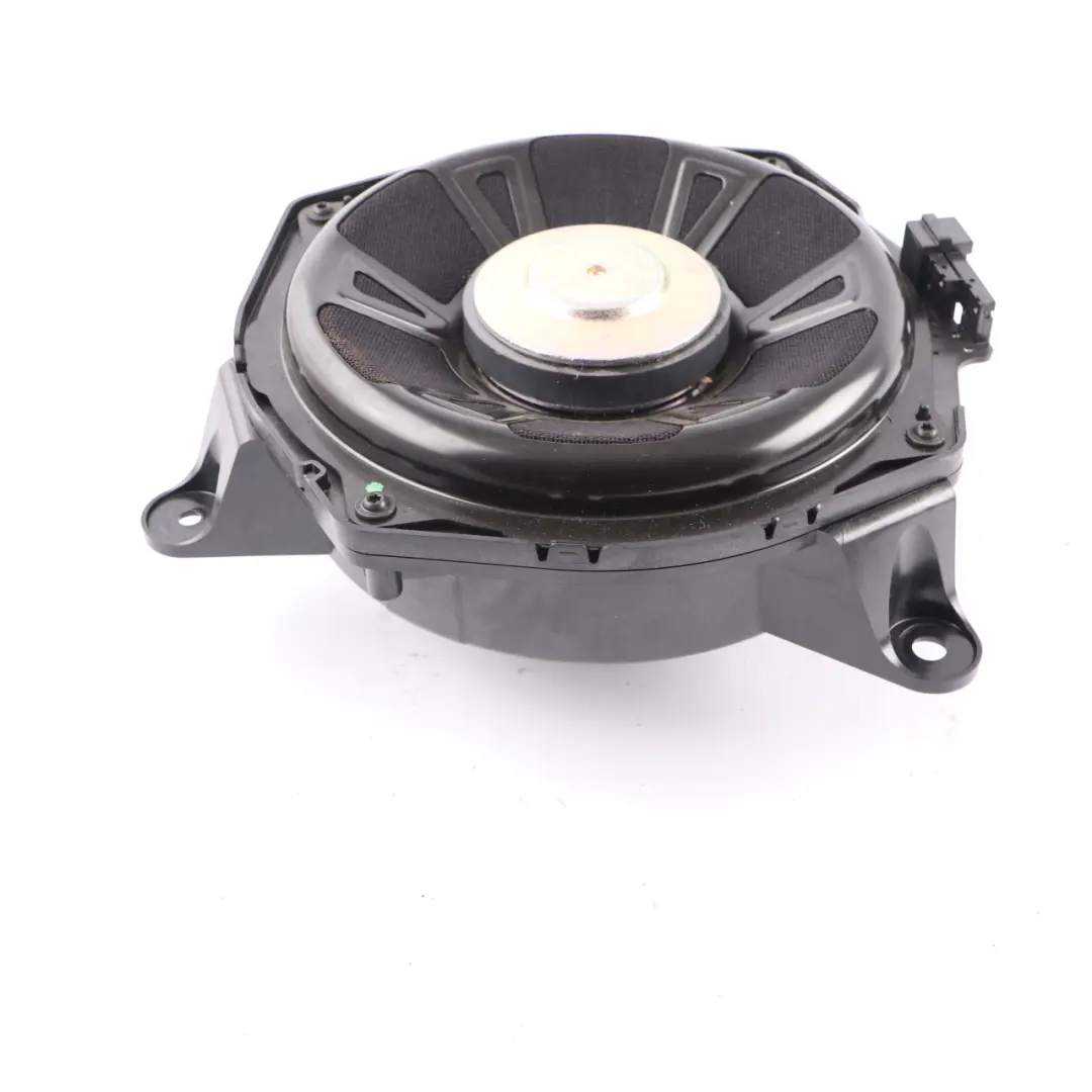 Haut-parleur arrière Bass Subwoofer pour Mercedes C118 W177 W247 à propos du numéro de pièce A2478203702 Mercedes C118 W177 W247 Haut-parleur arrière Bass Subwoofer - SKU A2478203702 - Numéro de pièce A2478203702