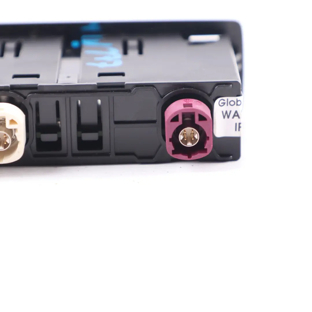 Presa USB Plug Pannello di Controllo Connessione Mercedes W177 W247 - SKU A2478203902 - Numero di parte A2478203902
