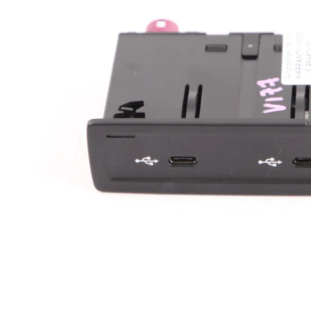 USB Puerto Enchufe Conector Unidad MM-BOX para Mercedes W177 W213 W247 con número de pieza A2478204002 Mercedes W177 W213 W247 USB Puerto Enchufe Conector Unidad MM-BOX - SKU A2478204002 - Número de pieza A2478204002