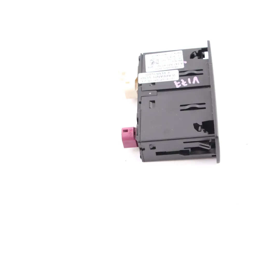 Mercedes W177 W213 W247 USB Puerto Enchufe Conector Unidad MM-BOX - SKU A2478204002 - Número de pieza A2478204002