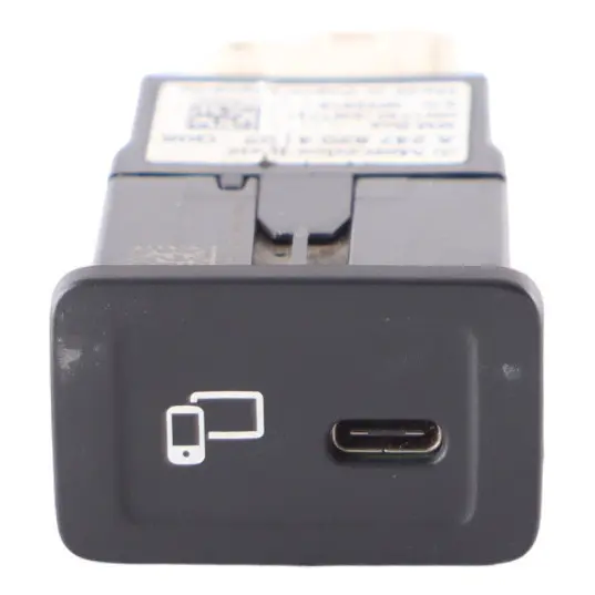 W907 Aux USB Port Socket para Mercedes con número de pieza A2478204102 Mercedes W907 Aux USB Port Socket - SKU A2478204102 - Número de pieza A2478204102