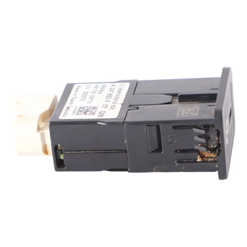 Mercedes W907 Aux USB Anschlussbuchse - SKU A2478204102 - Teilenummer A2478204102