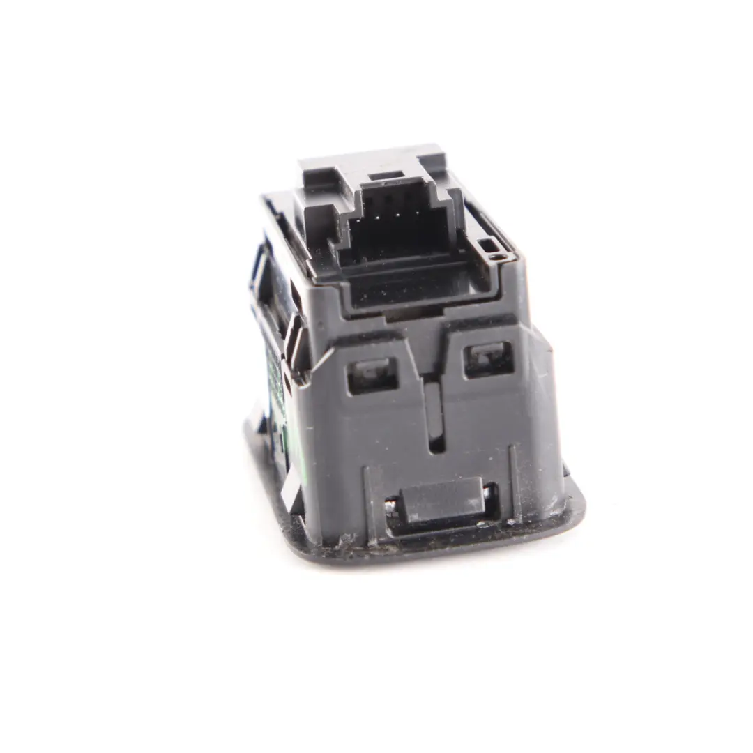 Mercedes W177 berlina Interruttore bagagliaio Portellone posteriore rilascio - SKU A2479055403 - Numero di parte A2479055403
