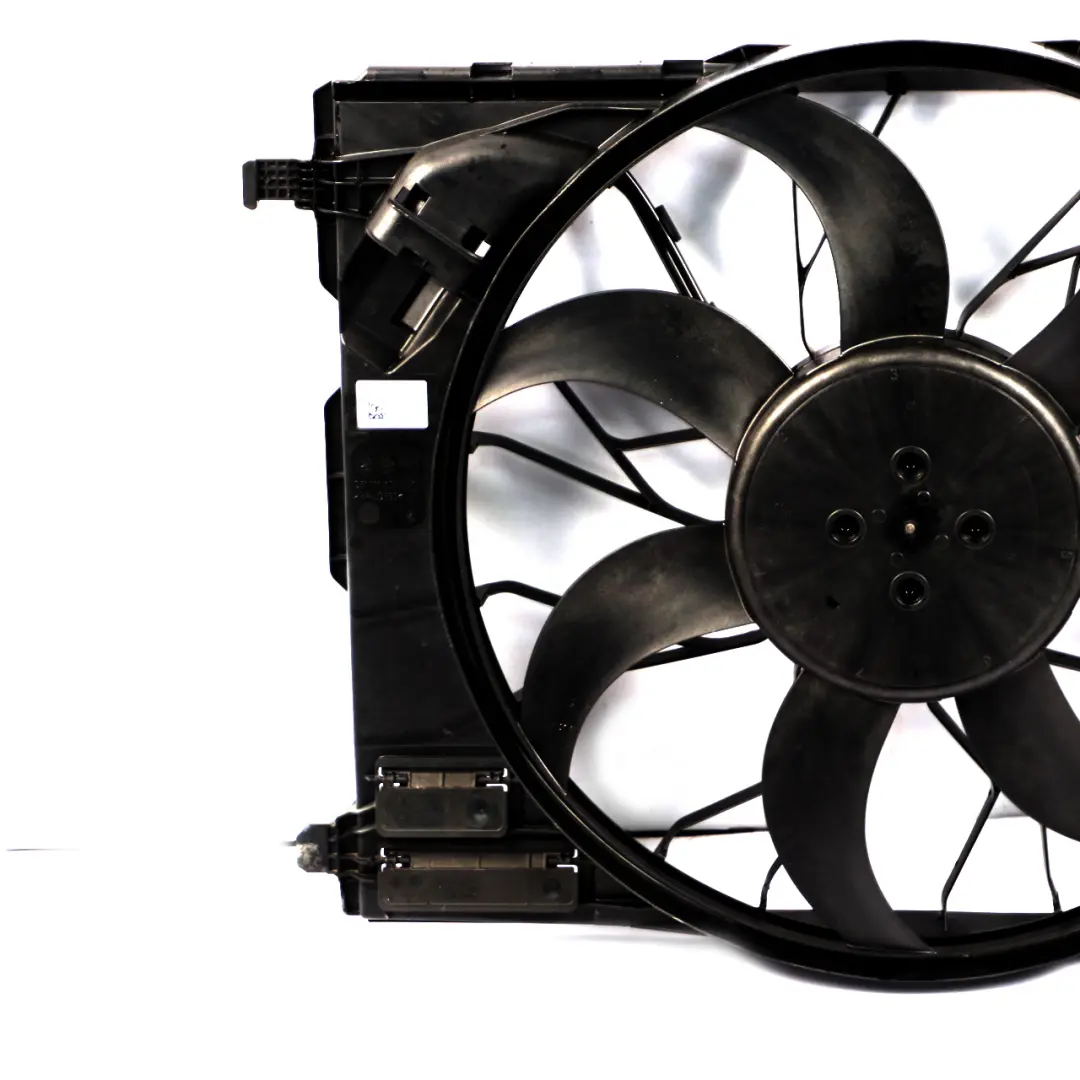 ventilador radiador refrigeración OM608 para Mercedes W177 W247 Motor con número de pieza A2479060100 Mercedes W177 W247 Motor ventilador radiador refrigeración OM608 - SKU A2479060100 - Número de pieza A2479060100