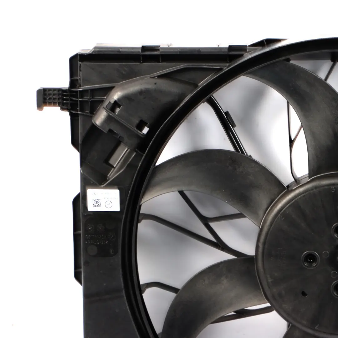 Mercedes W177 W247 Moteur de ventilateur de radiateur OM608 - SKU A2479060100 - Numéro de pièce A2479060100