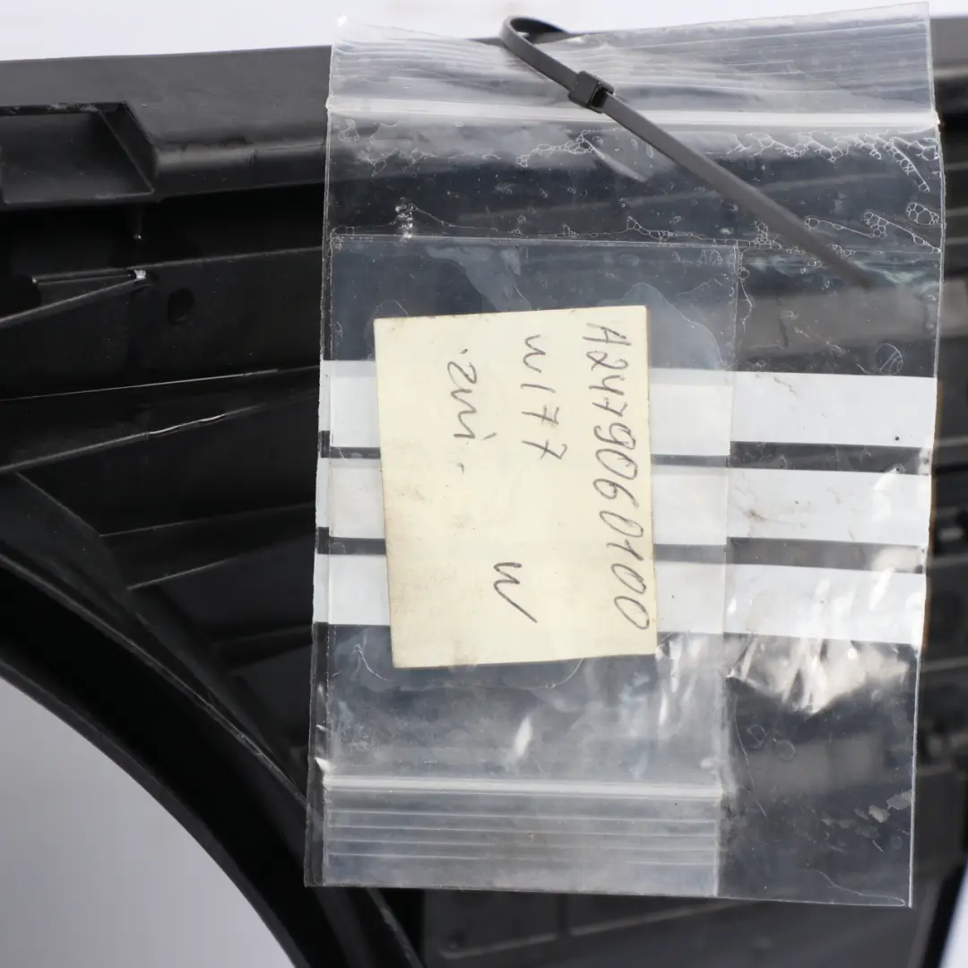 Kühlerlüfter Motor Kühlung Lüfter OM608 für Mercedes W177 W247 mit Teilenummer A2479060100 Mercedes W177 W247 Kühlerlüfter Motor Kühlung Lüfter OM608 - SKU A2479060100 - Teilenummer A2479060100