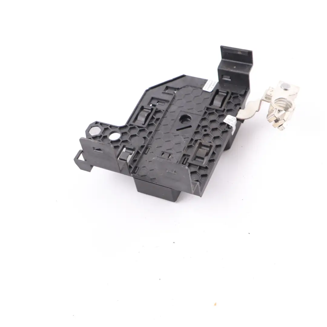 Batterie Sicherung Skasten Positive Verteiler Klemme für Mercedes W177 mit Teilenummer A2479061803 Mercedes W177 Batterie Sicherung Skasten Positive Verteiler Klemme - SKU A2479061803 - Teilenummer A2479061803