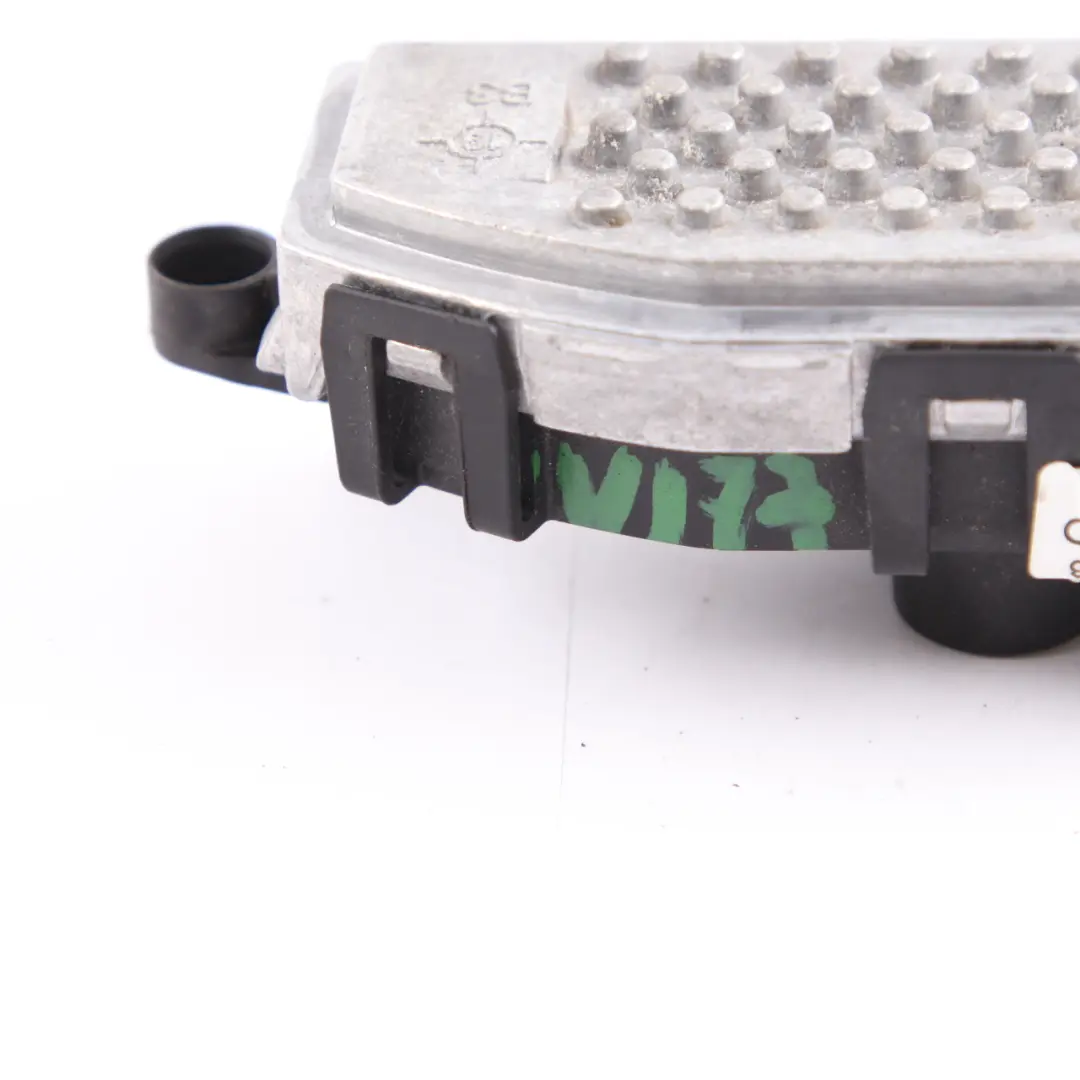 Resistencia del ventilador del calefactor control regulador para Mercedes W177 W247 con número de pieza A2479061901 Mercedes W177 W247 Resistencia del ventilador del calefactor control regulador - SKU A2479061901 - Número de pieza A2479061901