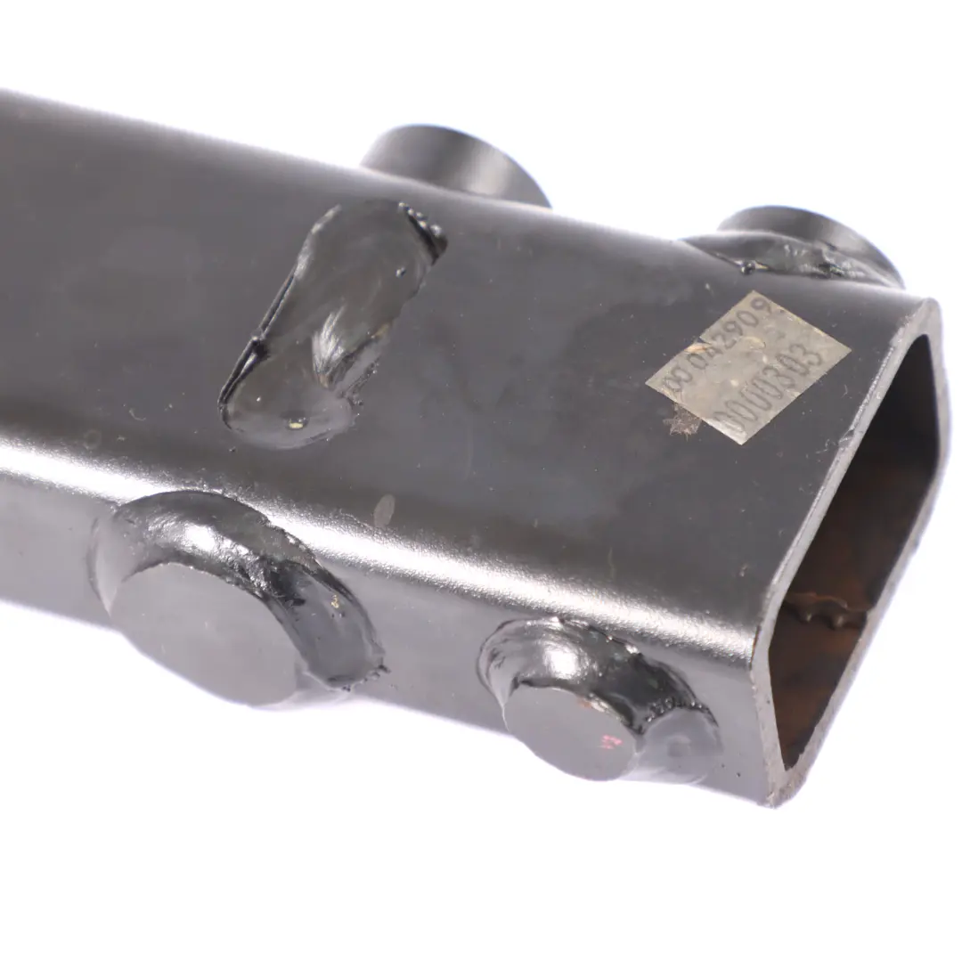 Barra Suspensión Gancho Remolque Miembro Izquierdo para Mercedes W251 con número de pieza A2513100518 Mercedes W251 Barra Suspensión Gancho Remolque Miembro Izquierdo - SKU A2513100518 - Número de pieza A2513100518