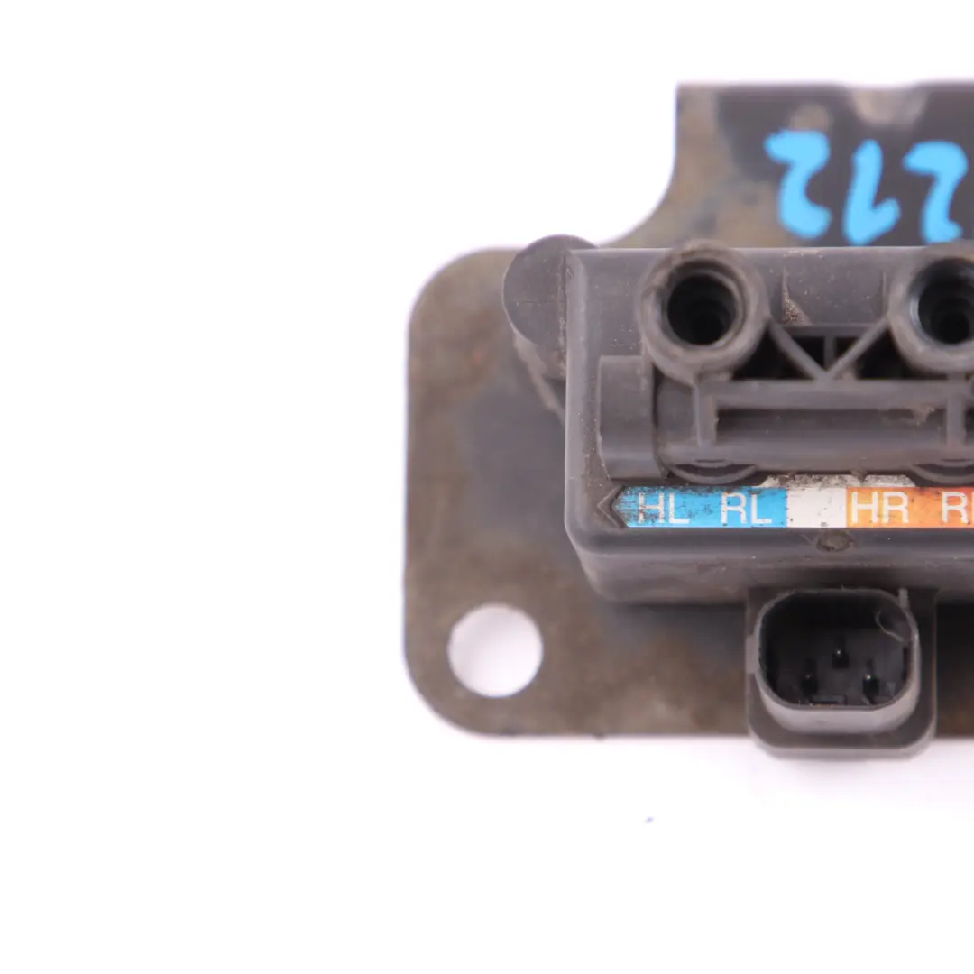 Blocco Valvole Mercedes W251 W906 Modulo Sospensioni Pneumatiche per con numero di parte A2513200158 Blocco Valvole Mercedes W251 W906 Modulo Sospensioni Pneumatiche - SKU A2513200158-1 - Numero di parte A2513200158
