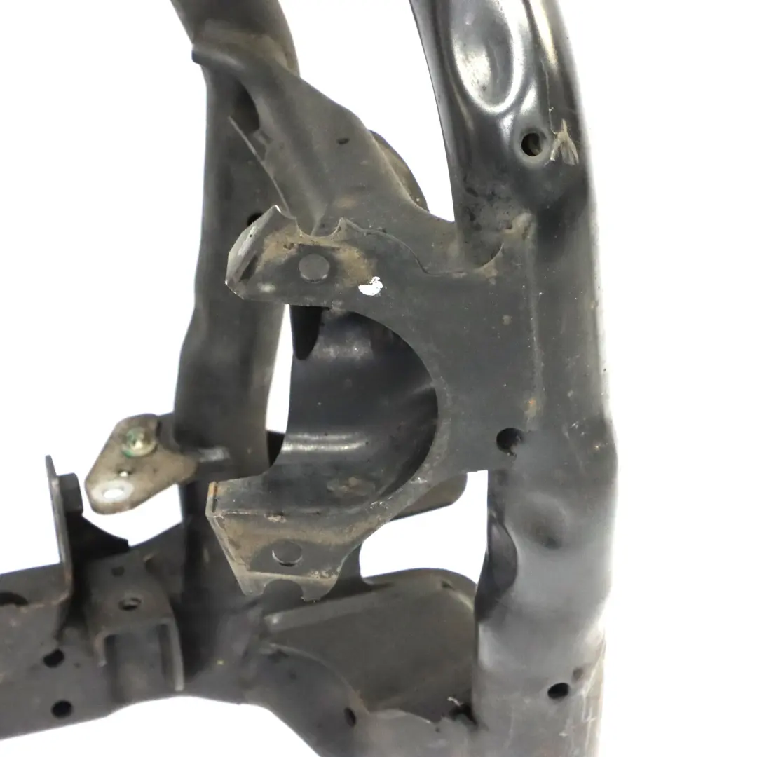 Carrier Mercedes W251 V251 4Matic essieu avant berceau sous-châssis pour à propos du numéro de pièce A2513300158 Carrier Mercedes W251 V251 4Matic essieu avant berceau sous-châssis - SKU A2513300158 - Numéro de pièce A2513300158