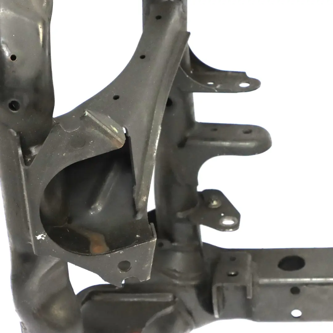 Carrier Mercedes W251 V251 4Matic essieu avant berceau sous-châssis pour à propos du numéro de pièce A2513300158 Carrier Mercedes W251 V251 4Matic essieu avant berceau sous-châssis - SKU A2513300158 - Numéro de pièce A2513300158