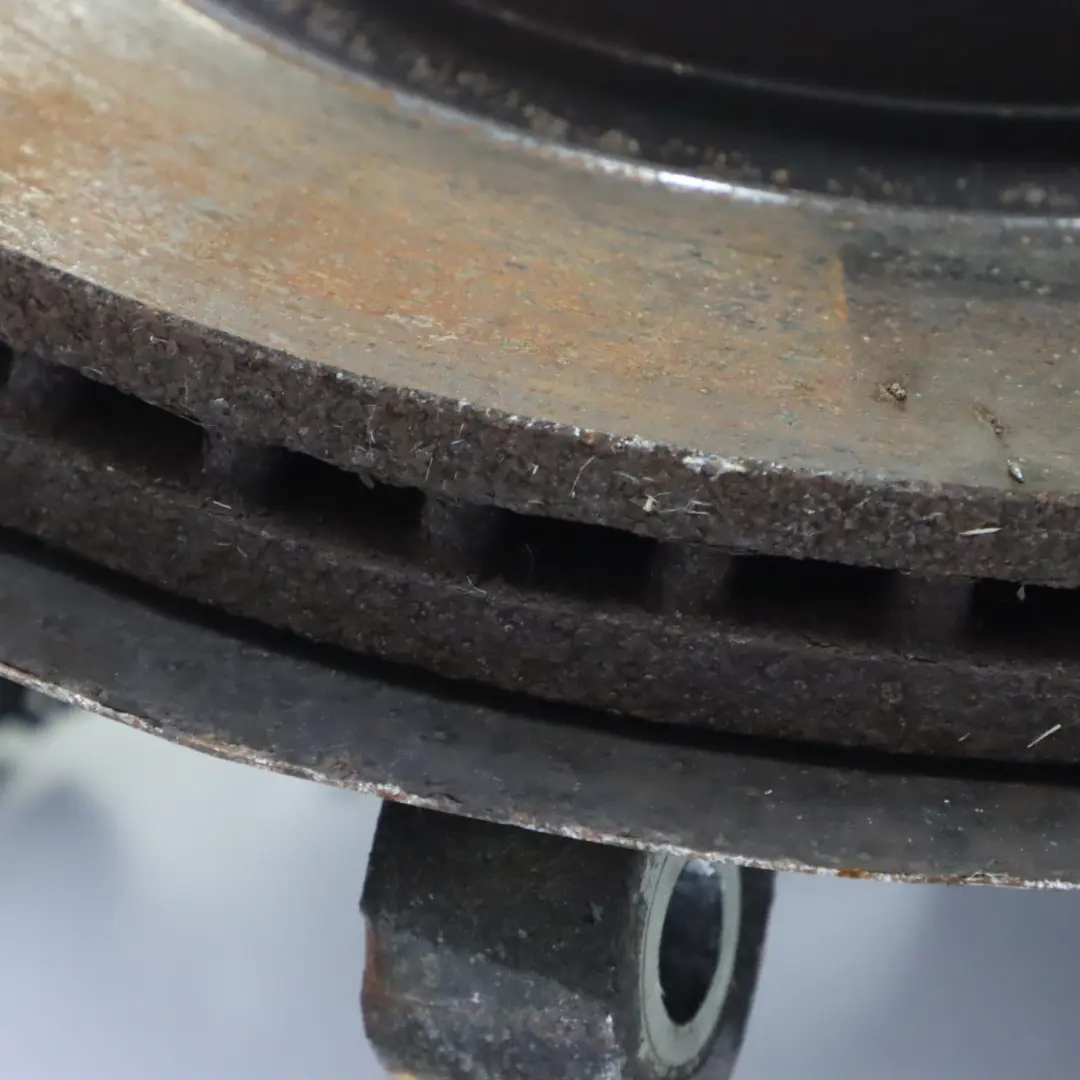 cubo de soporte de rueda delantera izquierda disco de freno para Mercedes W251 con número de pieza A2513301320 Mercedes W251 cubo de soporte de rueda delantera izquierda disco de freno - SKU A2513301320 - Número de pieza A2513301320