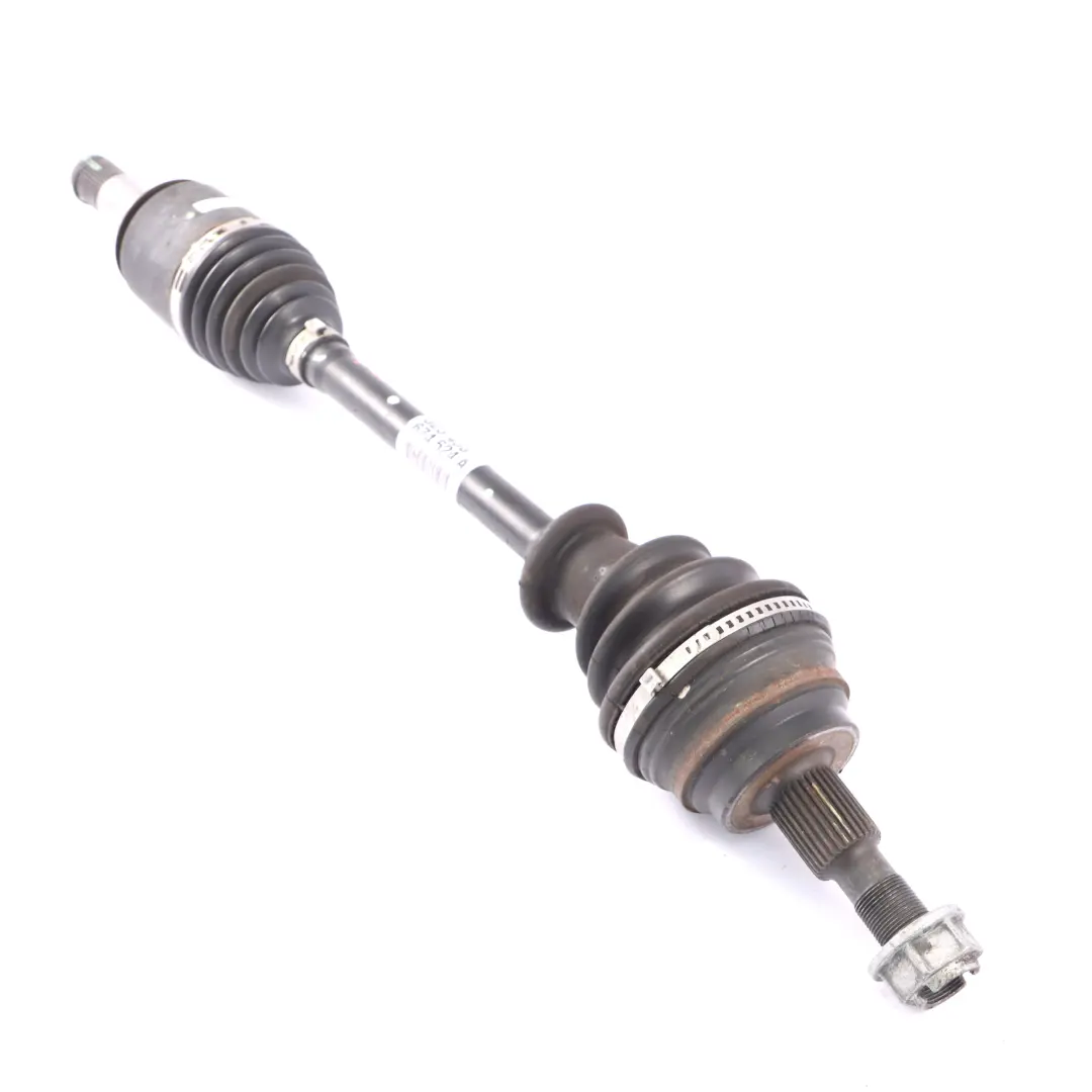 Albero di trasmissione Mercedes W251 4Matic Asse anteriore sinistro per con numero di parte A2513301901 Albero di trasmissione Mercedes W251 4Matic Asse anteriore sinistro - SKU A2513301901 - Numero di parte A2513301901