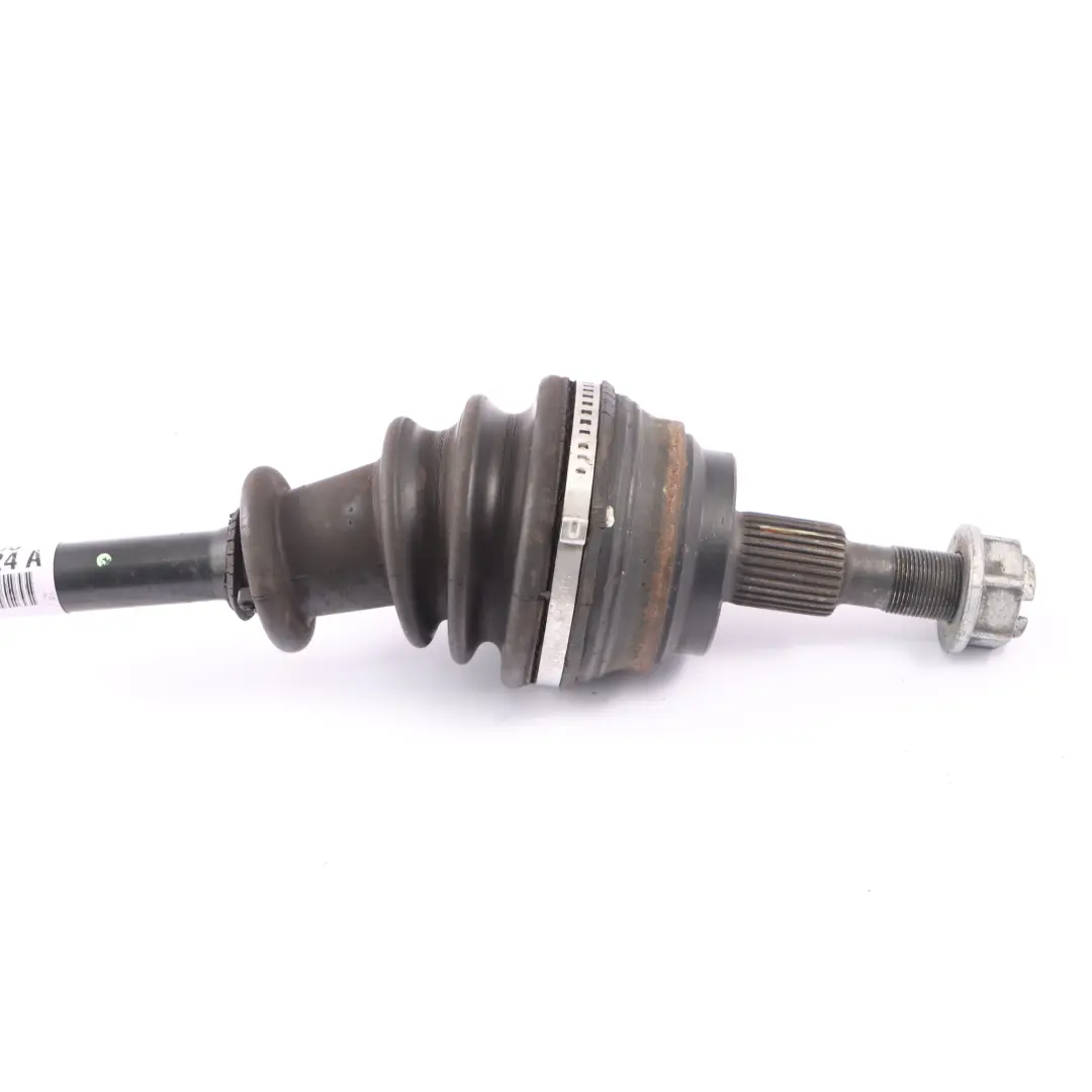 Arbre de transmission Mercedes W251 4Matic Essieu avant gauche pour à propos du numéro de pièce A2513301901 Arbre de transmission Mercedes W251 4Matic Essieu avant gauche - SKU A2513301901 - Numéro de pièce A2513301901