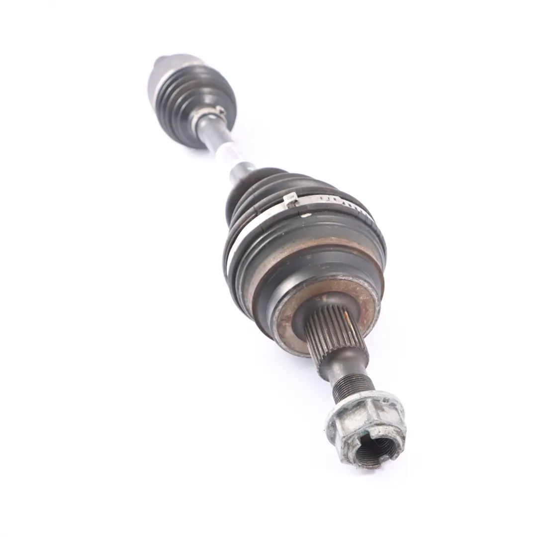 Eje de transmisión Mercedes W251 4Matic Eje de transmisión delantero izquierdo para con número de pieza A2513301901 Eje de transmisión Mercedes W251 4Matic Eje de transmisión delantero izquierdo - SKU A2513301901 - Número de pieza A2513301901