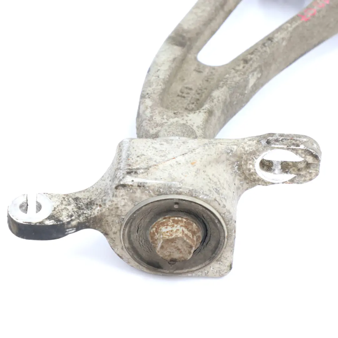 Wahacz Koła Dolny Lewy Przód do Mercedes W251 o numerze A2513301907 Mercedes W251 Wahacz Koła Dolny Lewy Przód - SKU A2513301907 - Numer Części A2513301907