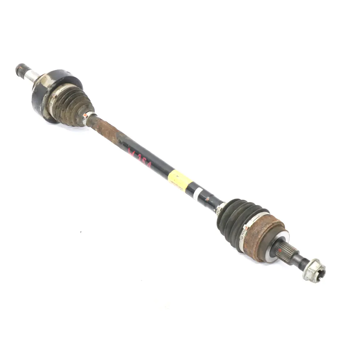 Albero di trasmissione dell'asse posteriore destro per Mercedes W251 con numero di parte A2513500610 Mercedes W251 Albero di trasmissione dell'asse posteriore destro - SKU A2513500610 - Numero di parte A2513500610