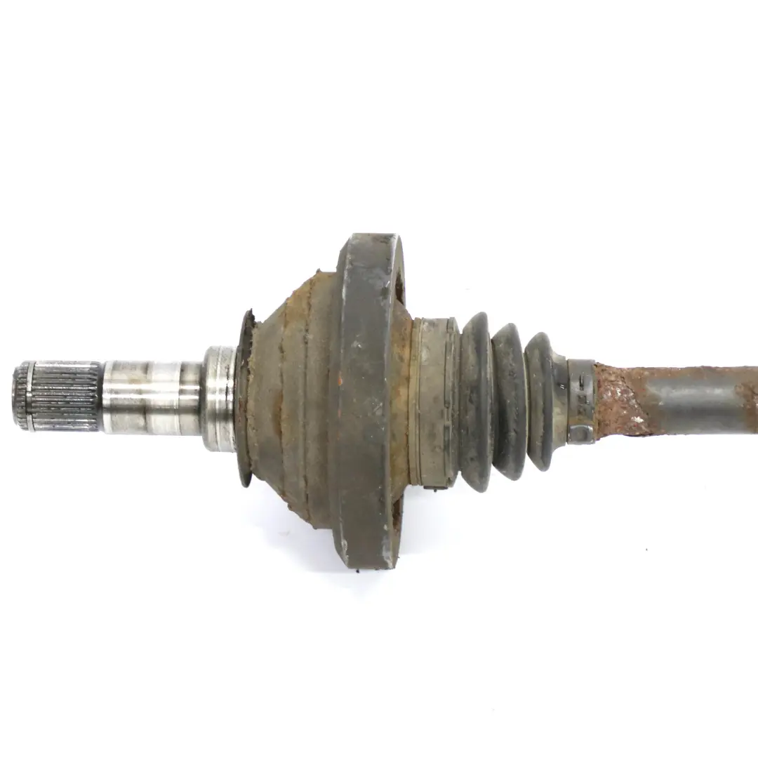 Hinterachse Antriebswelle Rechts für Mercedes W251 mit Teilenummer A2513501610 Mercedes W251 Hinterachse Antriebswelle Rechts - SKU A2513501610 - Teilenummer A2513501610