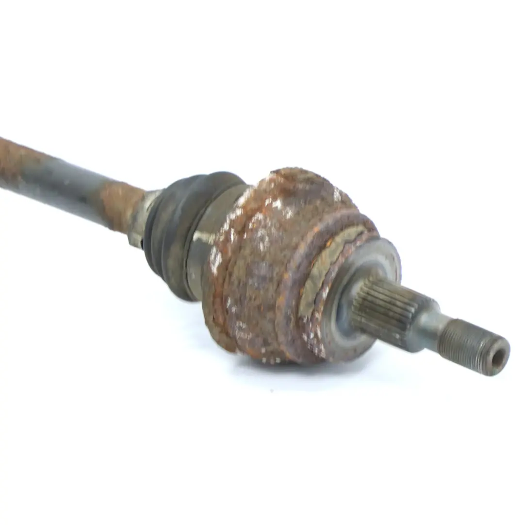 Arbre de transmission de l'essieu arrière droit pour Mercedes W251 à propos du numéro de pièce A2513501610 Mercedes W251 Arbre de transmission de l'essieu arrière droit - SKU A2513501610 - Numéro de pièce A2513501610