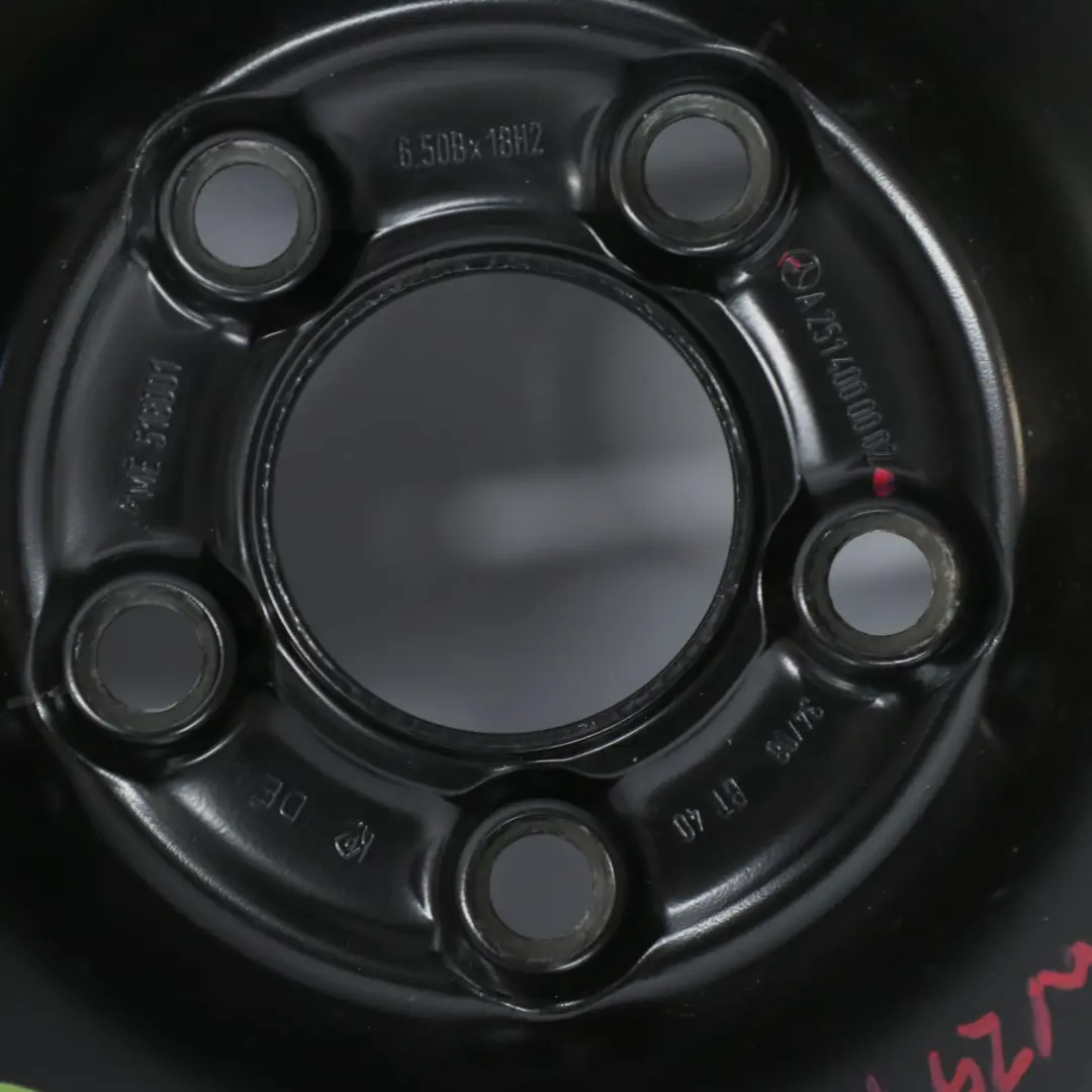 Ruota scorta compatta acciaio R18 Pneumatico 195/75 per Mercedes W251 con numero di parte A2514000002 Mercedes W251 Ruota scorta compatta acciaio R18 Pneumatico 195/75 - SKU A2514000002 - Numero di parte A2514000002