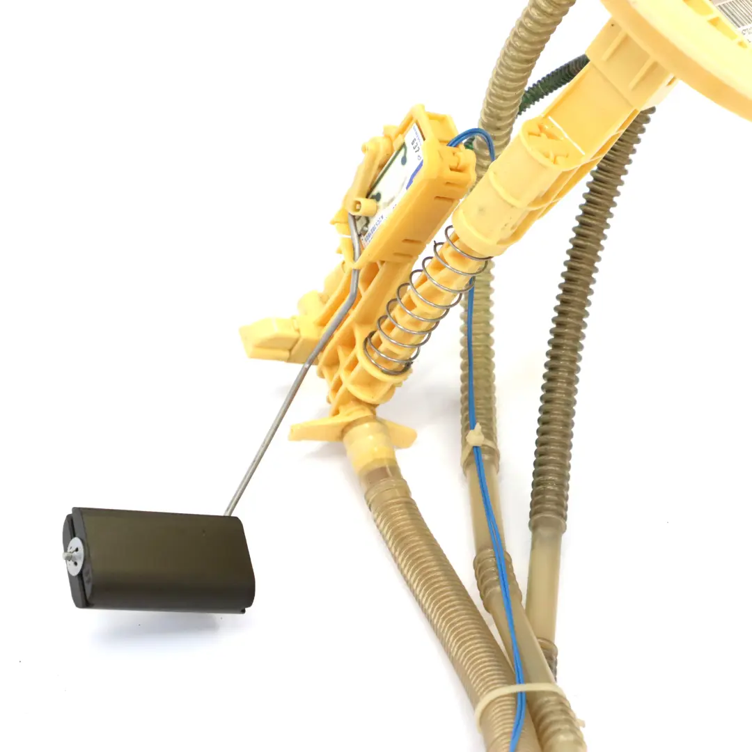 Motore diesel Pompa carburante Sender serbatoio per Mercedes ML W164 con numero di parte A2514700190 Mercedes ML W164 Motore diesel Pompa carburante Sender serbatoio - SKU A2514700190 - Numero di parte A2514700190