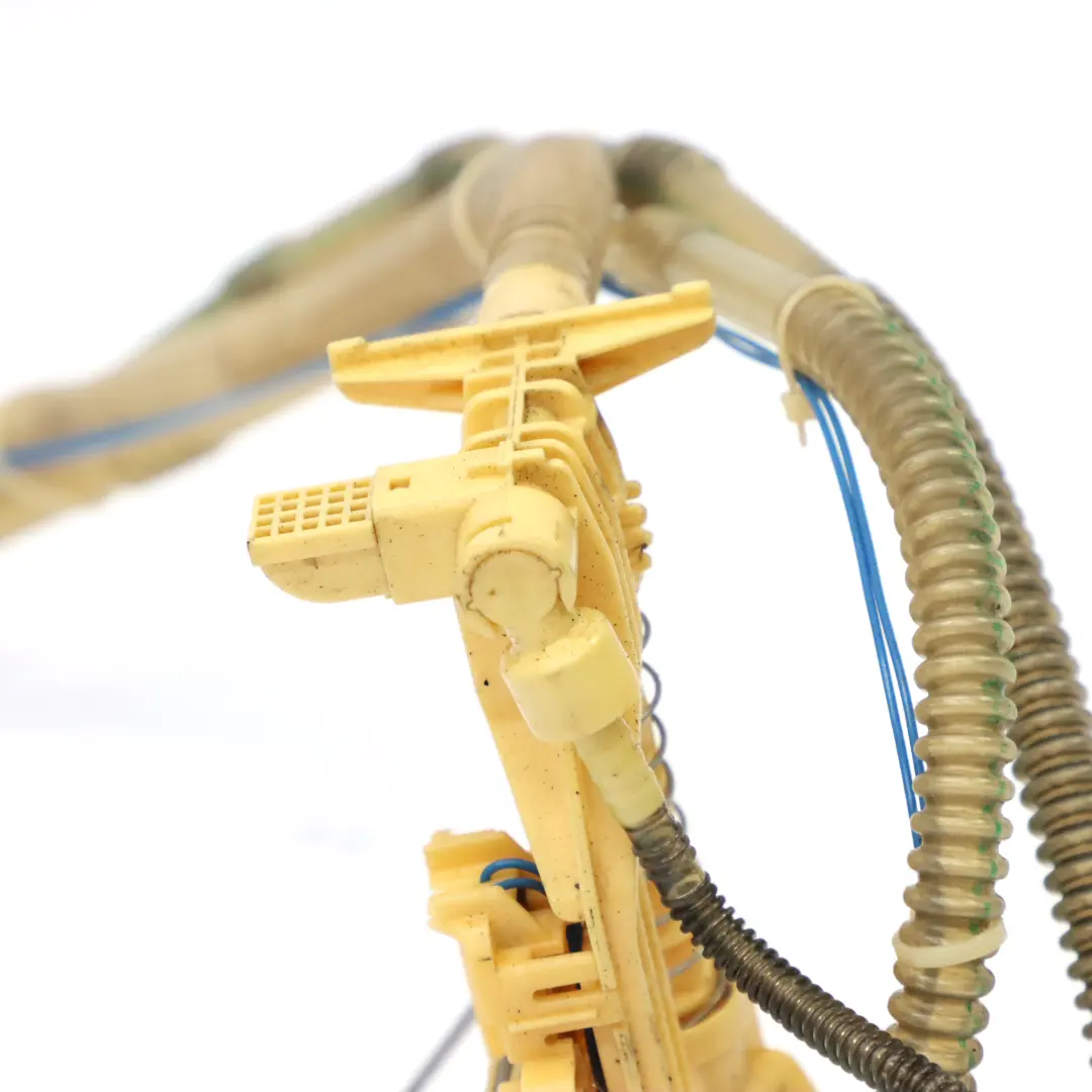 Pompa Paliwa Diesel do Mercedes ML W164 o numerze A2514700190 Mercedes ML W164 Pompa Paliwa Diesel - SKU A2514700190 - Numer Części A2514700190